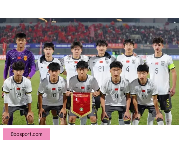 国足迎来关键窗口仅剩两月时间必须抓紧研究对手备战突围全力出线